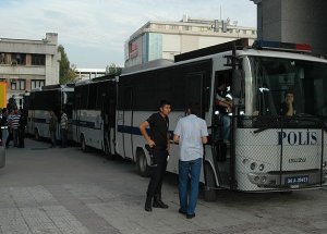11 Taraftar Gözaltına Alındı