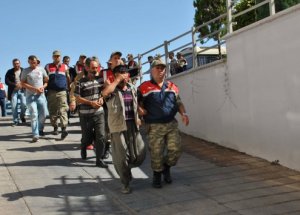Gaziantep'de 26 Kişi Tutuklandı