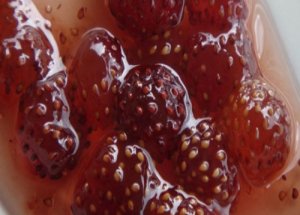 Reçel Kavanozundan Fare Kafası Çıktı