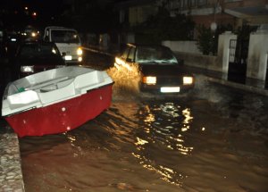 Milas Sokakları Venedik'e Döndü