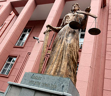 'Pis Gâvur' Sözü Artık Suç Sayılacak