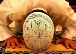 Namaz Kıldıkları İçin İşten Atıldılar!