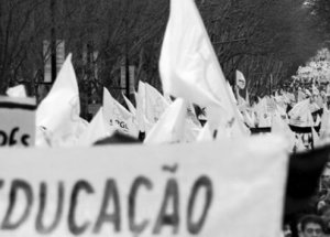 Bakanlık Binasını Bastılar