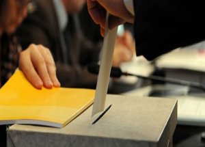 Tacikistan'da Oy Verme İşlemi Başladı