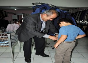 Bayramlıklar Paylaşım Merkezi’nden