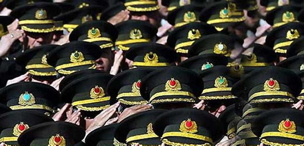 Subaylarla ilgili radikal değişikliğe Gül'den onay
