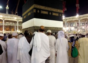 Kabe'de İnsan Seli