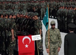 Asker Ve Vatandaş Bayramlaştı