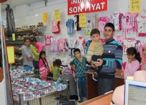Suriyeli Çocukların Bayramlık Sevinci