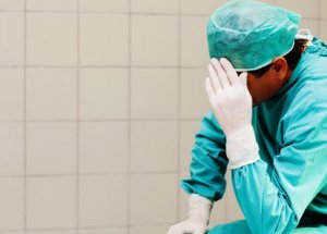 Hastasına Eksik Bilgi Veren Doktora Tazminat