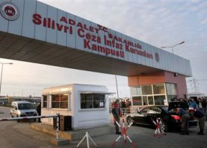 Paşalar Namazda!!!