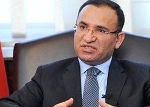Bozdağ'dan Tanal'a Başörtüsü Tepkisi