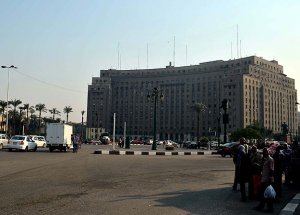 Tahrir'de Bayram Namazı Çağrısı