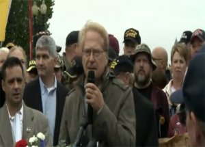 Obama'ya Kuran'ı Bırak İstifa Et Çağrısı