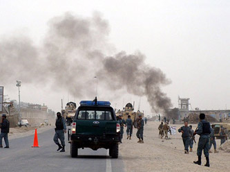 Afganistan'da İntihar Saldırısı