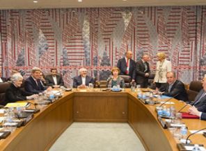 İran'la Nükleer Müzakereler Başladı