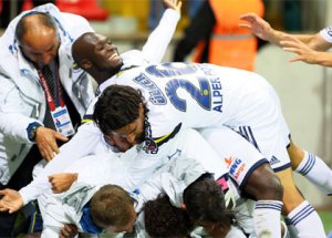 Gol Sevincinde Şoförün Ne İşi Var!