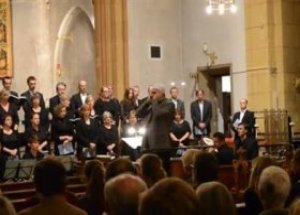 Kilisede Ezan Katolikleri Rahatsız Etti