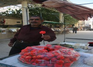 Elmalı Şeker, Geleneği Sürüyor
