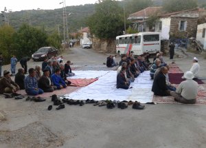 Köylünün Camisizlik Çilesi