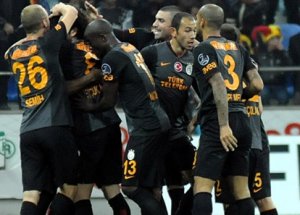Burak Yılmaz'ın Golü Ofsayt mı?