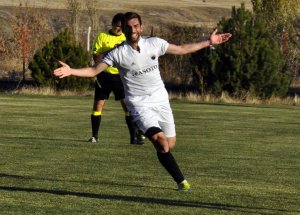 Zara Belediyespor, Yıldızeli Birlikspor’u 6-1 Mağlup Etti