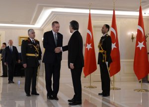 Başbakan Erdoğan İle Kılıçdaroğlu Tokalaşmadı