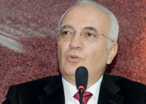 Ak Parti'den Pantalon Açıklaması