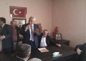 Arıkan, Seçim Çalışmalarını Sürdürüyor