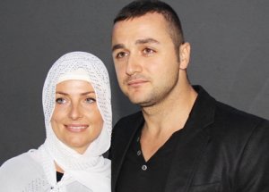 Peygamberler Şehrinde Müslüman Oldu