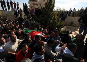 Öldürülen Filistinliler İçin Cenaze Töreni