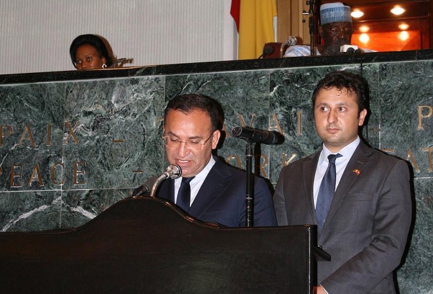Bozdağ Kamerun Meclisine Hitap Etti
