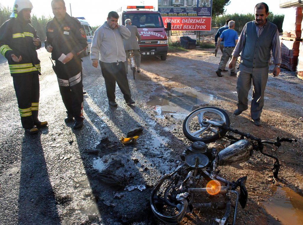 Babayla Kızını Taşıyan Motosiklet Alev Topuna Döndü