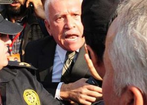 CHP'li Vekil Polisi Tartakladı