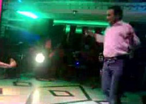 Konya’da 'Yardımlaşma Derneği’ adını kullanarak pavyon açmışlar!