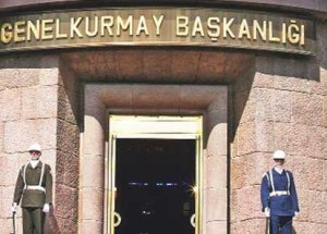 Genelkurmay Önünde Canlı Bomba Paniği