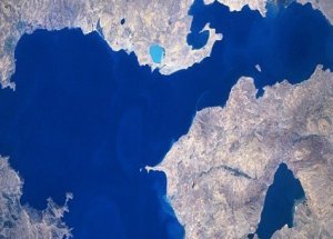 Van Gölü'nde Servet Yatıyor