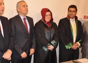 Başörtüsüyle Yemin Etti