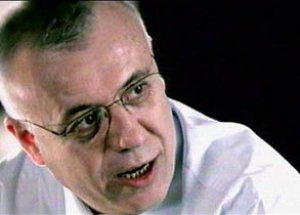 Ertuğrul Yine Kıvırdı