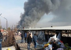 Orta Asya’nın En Büyük Pazarı  Alevlere Teslim