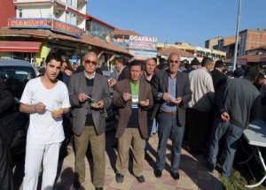 Sarıkaya Müftülüğü aşure dağıttı