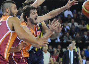 Aslan Siena'yı Bekliyor