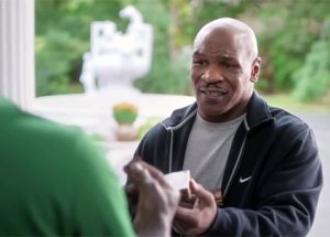 Mike Tyson, Kopardığı Kulağı 'İade Etti'