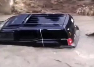 Komutanlarını Kurtarmak İsterken Öldüler