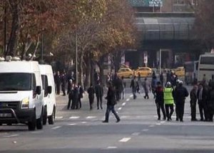 Başbakanlık Önünde Alarm