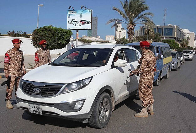 Libya Ordusu 3 Askeri Üssü Teslim Aldı