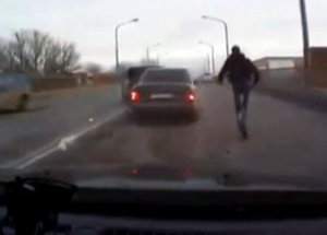 Akıl Almaz Kazada Ölümden Döndü