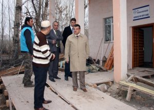 Kaymakam Ali Ada'ya Köylerde Büyük İlgi