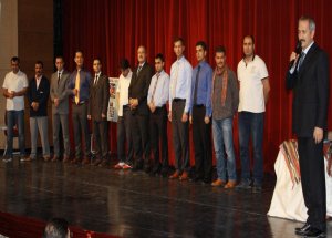 Aksaray'da "Bir Zamanlar Eğitim" Tiyatrosu