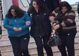 3 Yaşındaki Çocuğu Döverek Öldürdüler